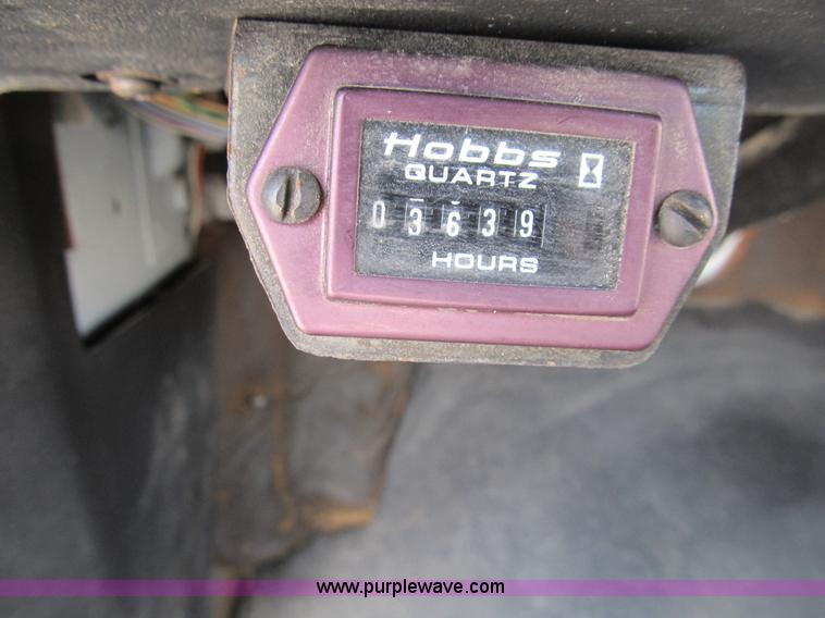 image for item B2741 1994 Chevrolet Kodiak utility truck