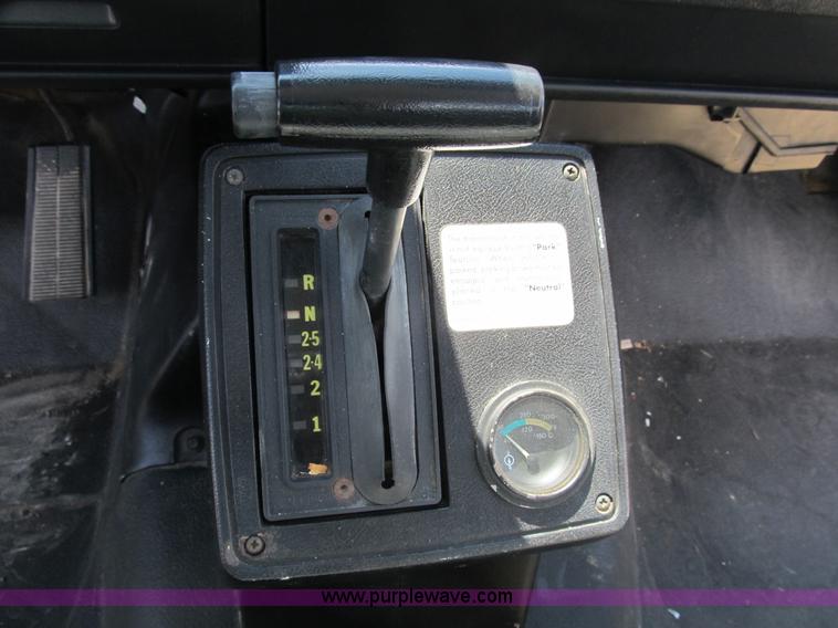 image for item B2741 1994 Chevrolet Kodiak utility truck