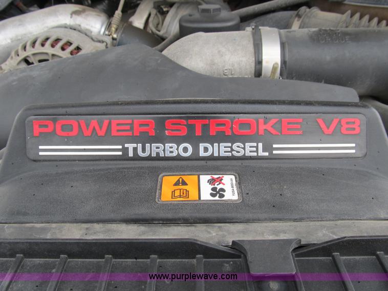 image for item B2742 2005 Ford F250 XLT Super Duty extended cab pickup truck