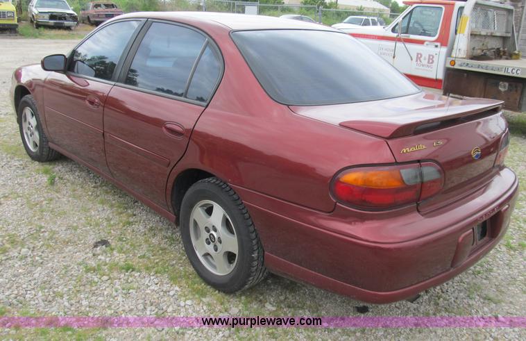 image for item B2743 2003 Chevrolet Malibu LS