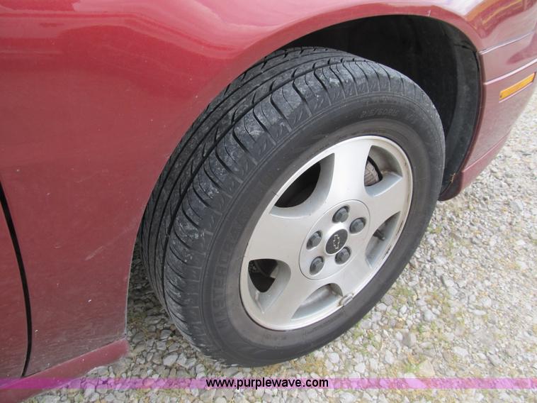 image for item B2743 2003 Chevrolet Malibu LS