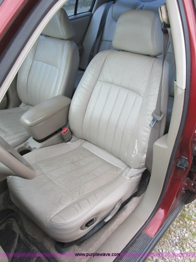 image for item B2743 2003 Chevrolet Malibu LS