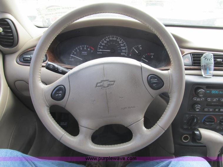 image for item B2743 2003 Chevrolet Malibu LS