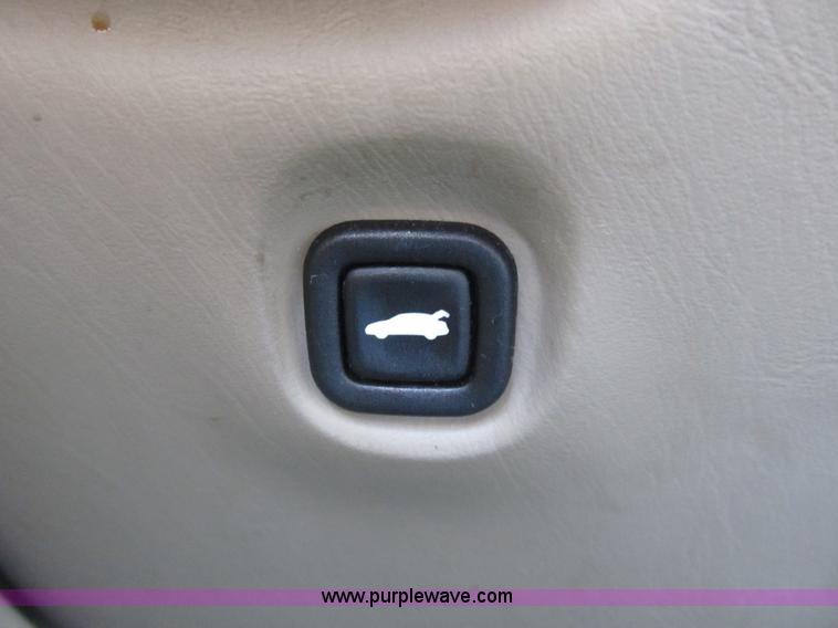 image for item B2743 2003 Chevrolet Malibu LS