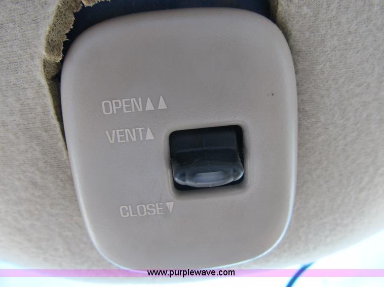 image for item B2743 2003 Chevrolet Malibu LS