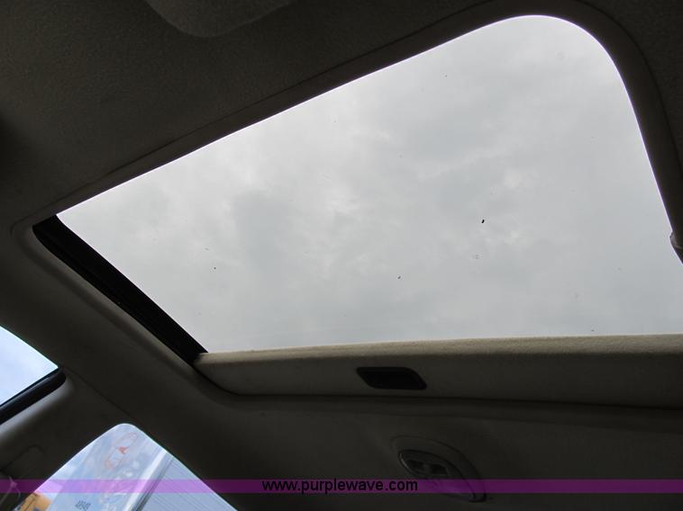 image for item B2743 2003 Chevrolet Malibu LS