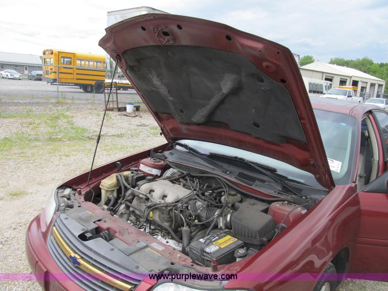 image for item B2743 2003 Chevrolet Malibu LS