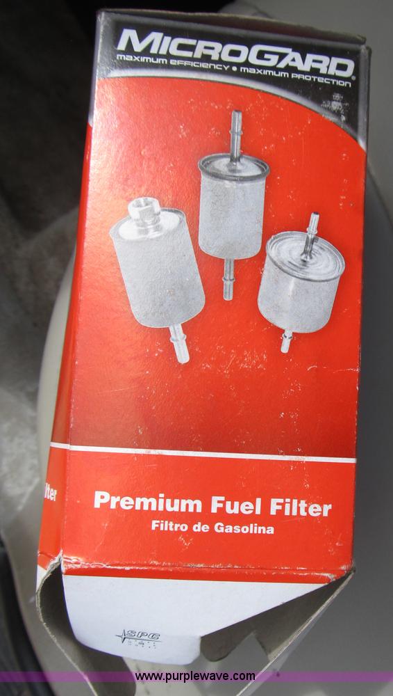 image for item B2743 2003 Chevrolet Malibu LS