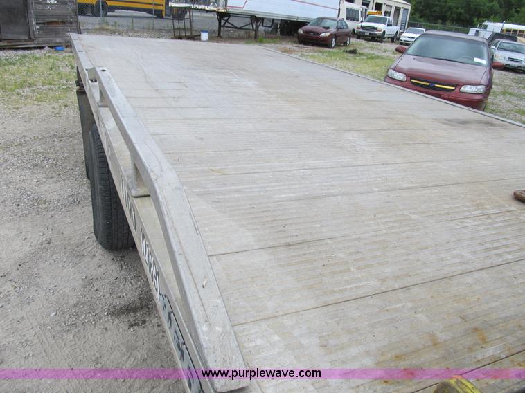 image for item B2744 1995 Ford F450 XLT Super Duty roll back truck