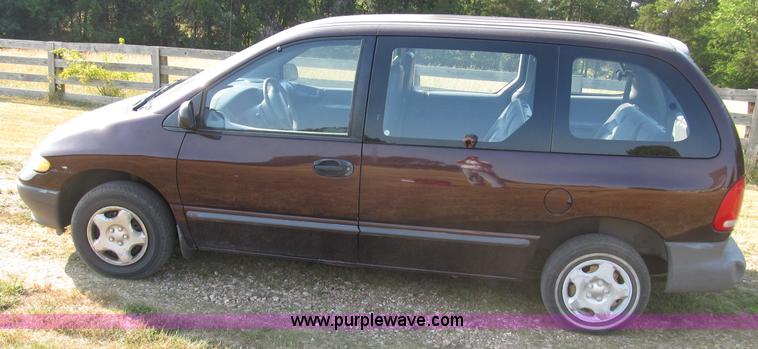 image for item B2748 1997 Dodge Caravan mini van