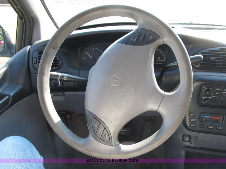 image for item B2748 1997 Dodge Caravan mini van