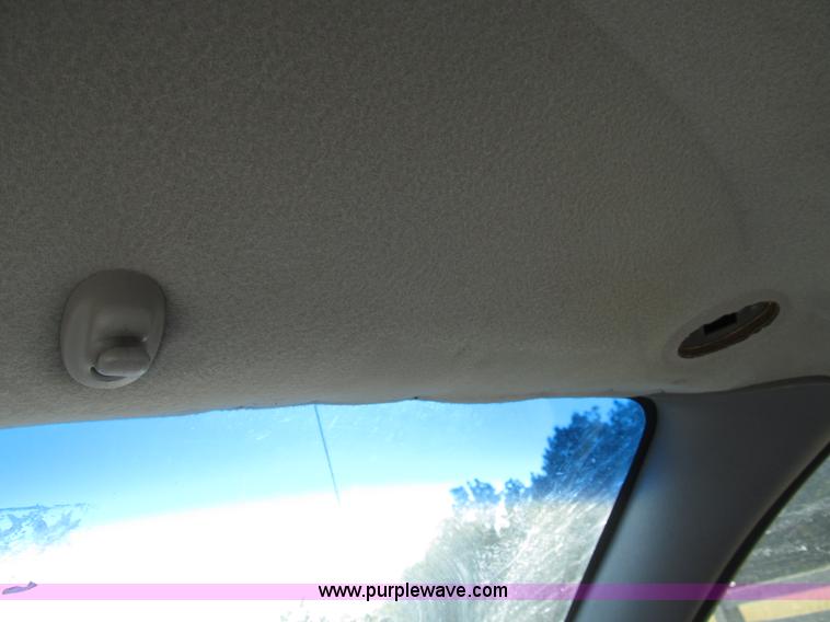 image for item B2748 1997 Dodge Caravan mini van