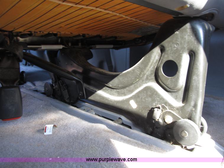 image for item B2748 1997 Dodge Caravan mini van