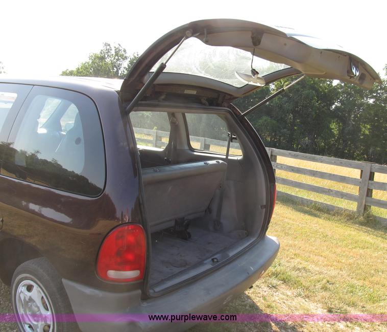 image for item B2748 1997 Dodge Caravan mini van