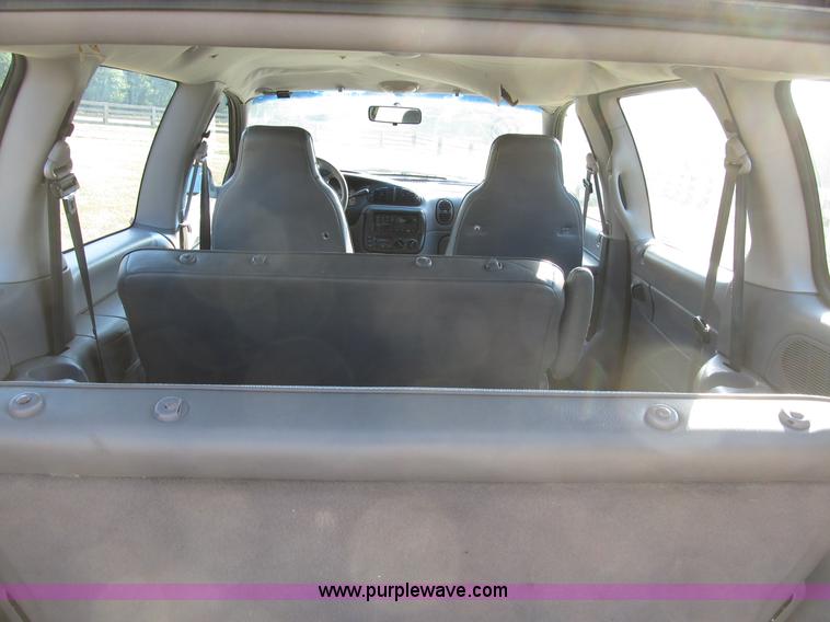 image for item B2748 1997 Dodge Caravan mini van