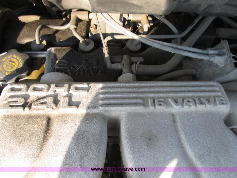 image for item B2748 1997 Dodge Caravan mini van