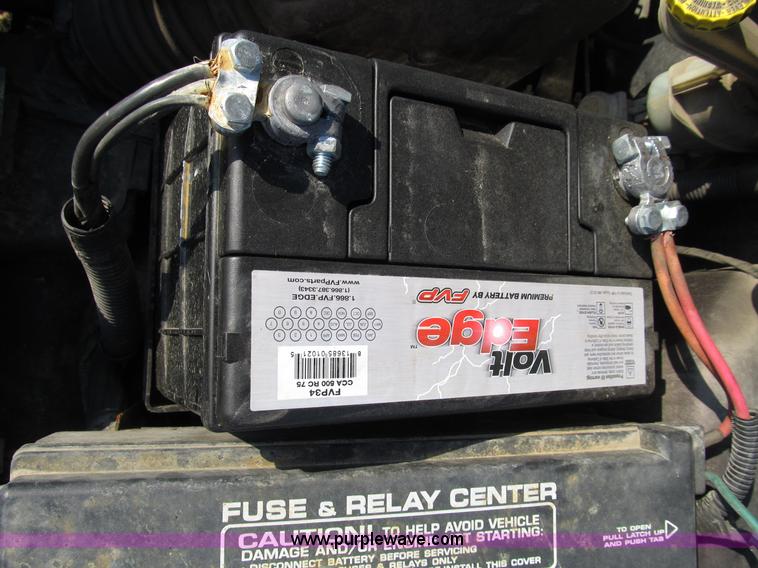 image for item B2748 1997 Dodge Caravan mini van