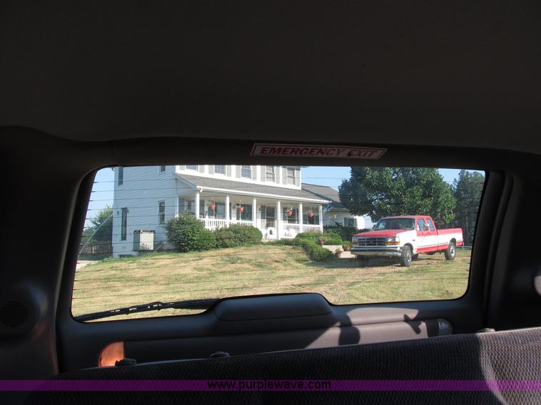 image for item B2751 1997 Dodge Grand Caravan mini van