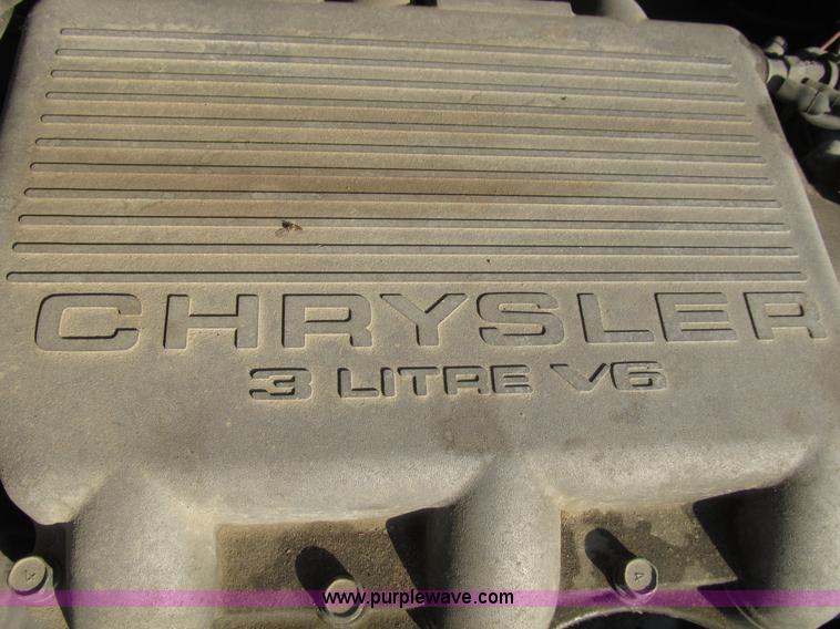 image for item B2751 1997 Dodge Grand Caravan mini van