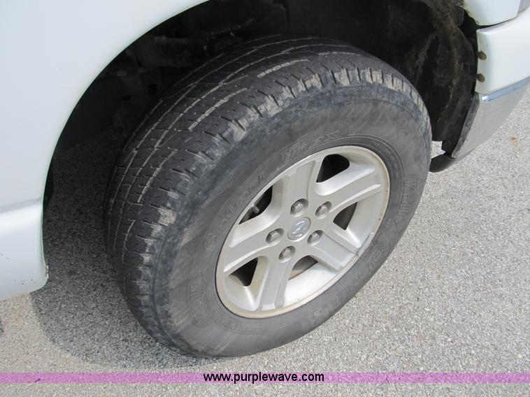 image for item B2755 2008 Dodge Ram 1500 Big Horn Edition quad cab pickup truck