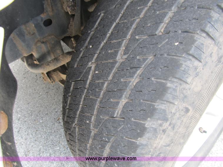 image for item B2755 2008 Dodge Ram 1500 Big Horn Edition quad cab pickup truck