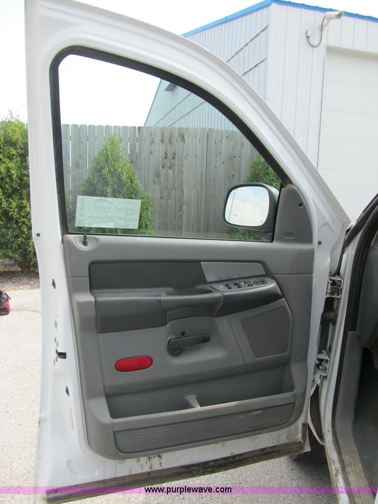 image for item B2755 2008 Dodge Ram 1500 Big Horn Edition quad cab pickup truck