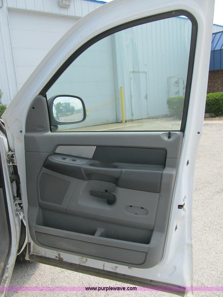 image for item B2755 2008 Dodge Ram 1500 Big Horn Edition quad cab pickup truck