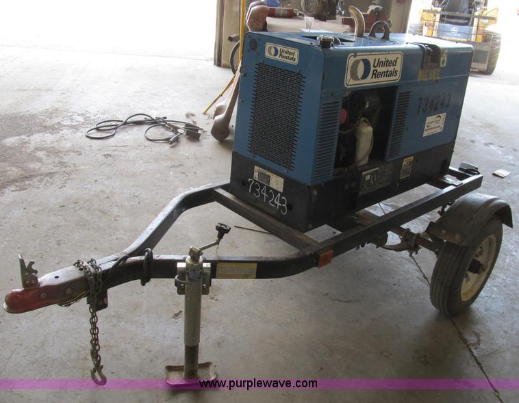image for item B2758 2005 Miller Trail Blazer 301D portable welder