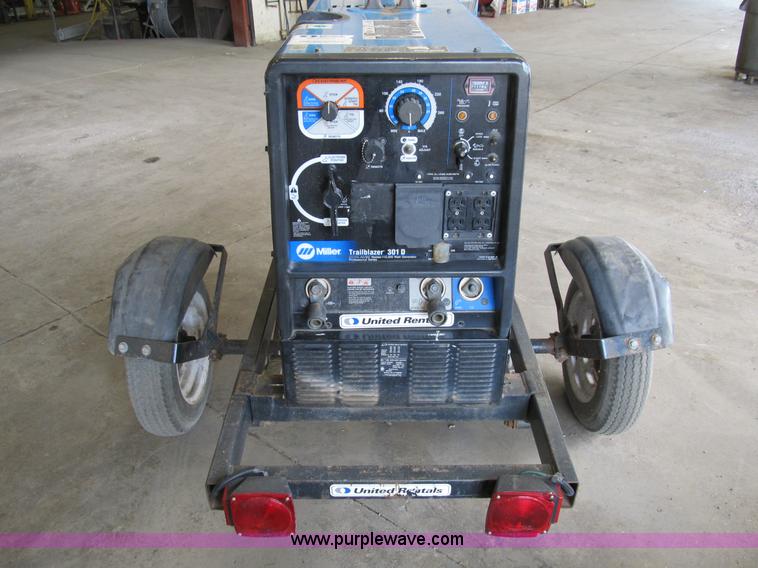 image for item B2758 2005 Miller Trail Blazer 301D portable welder