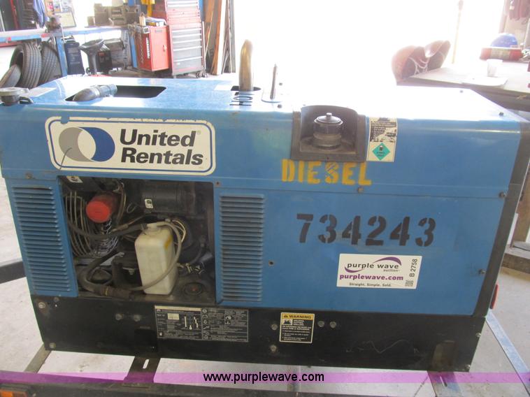 image for item B2758 2005 Miller Trail Blazer 301D portable welder