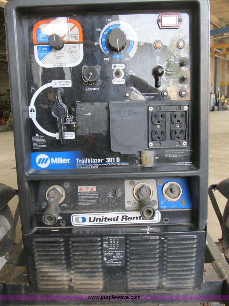 image for item B2758 2005 Miller Trail Blazer 301D portable welder