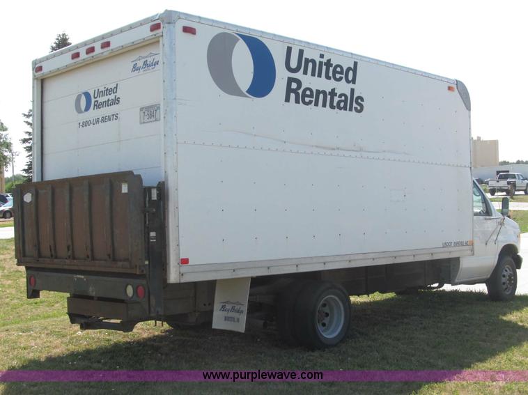 image for item B5158 2002 Ford E450 Super Duty box truck