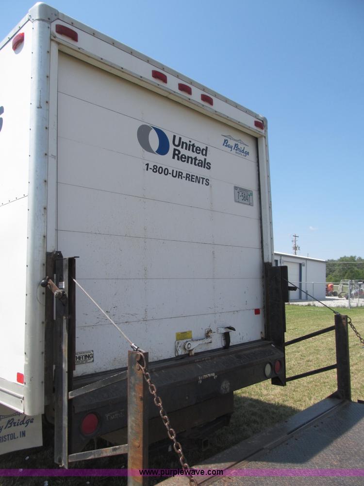 image for item B5158 2002 Ford E450 Super Duty box truck