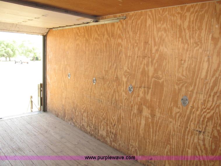 image for item B5158 2002 Ford E450 Super Duty box truck