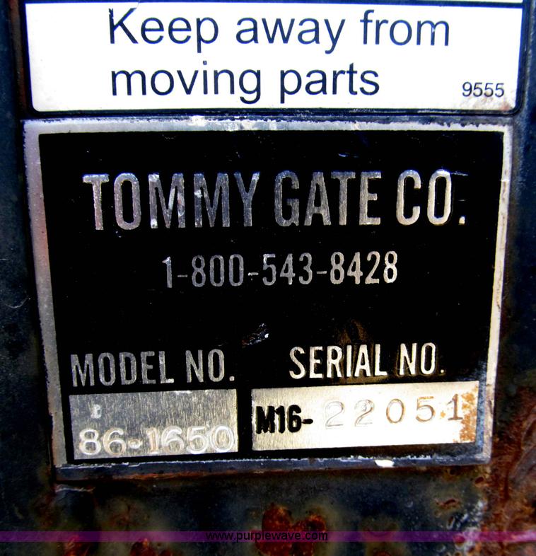 image for item B5158 2002 Ford E450 Super Duty box truck