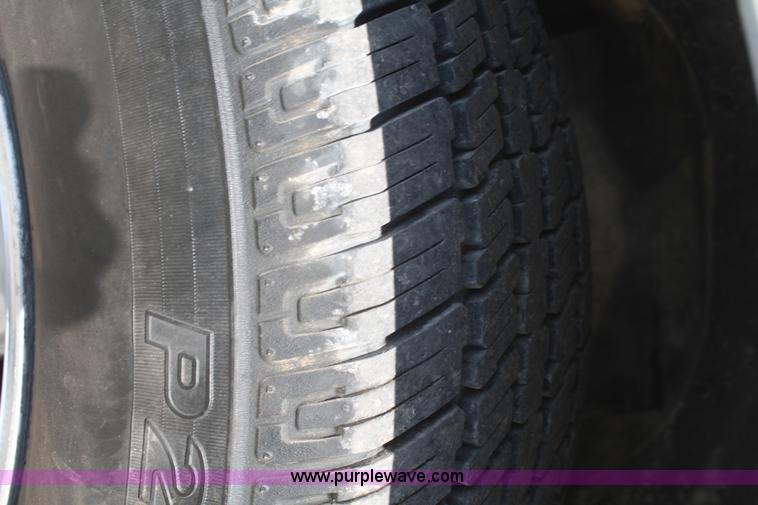 image for item B6813 1995 Chevrolet S10 pickup truck