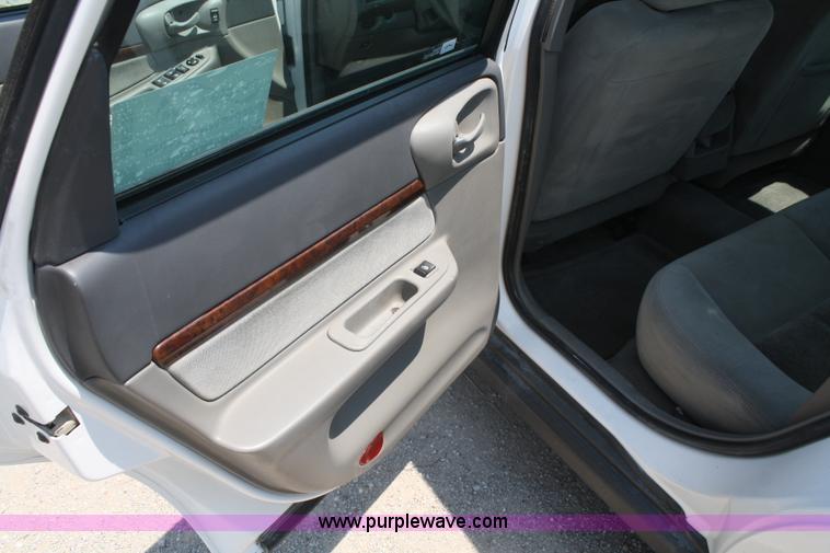 image for item B6835 2005 Chevrolet Impala
