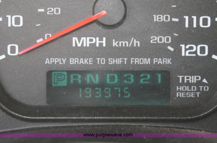 image for item B6835 2005 Chevrolet Impala