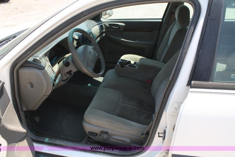 image for item B6836 2004 Chevrolet Impala