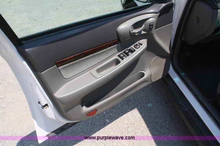 image for item B6836 2004 Chevrolet Impala