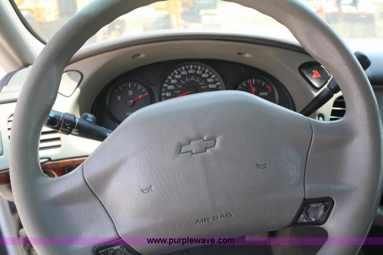 image for item B6836 2004 Chevrolet Impala