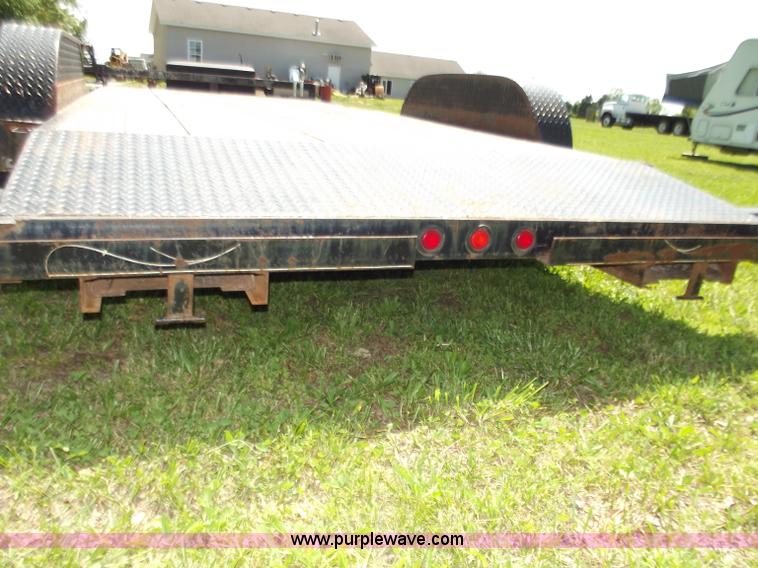 image for item C2026 2006 Star 18' equipment trailer