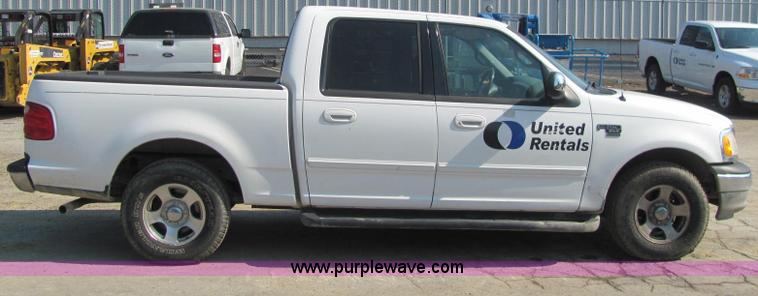 image for item C2577 2001 Ford F150 XLT club cab pickup truck