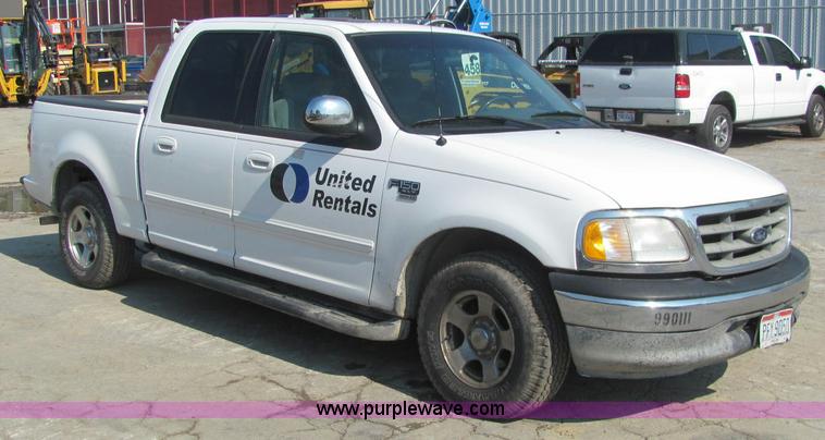 image for item C2577 2001 Ford F150 XLT club cab pickup truck