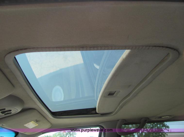 image for item C2577 2001 Ford F150 XLT club cab pickup truck