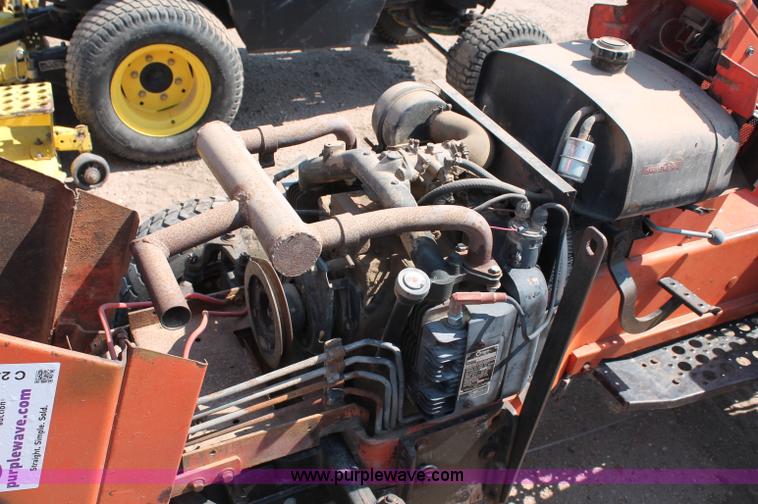 image for item C2591 Allis-Chalmers 720 tractor