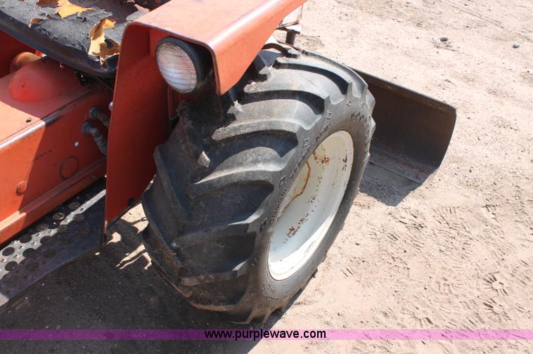 image for item C2591 Allis-Chalmers 720 tractor