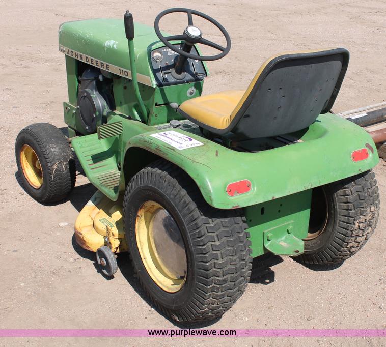 image for item C2594 John Deere 110 lawn mower