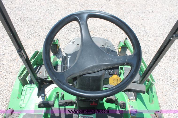 image for item C2596 2008 John Deere 1565 Series II lawn mower