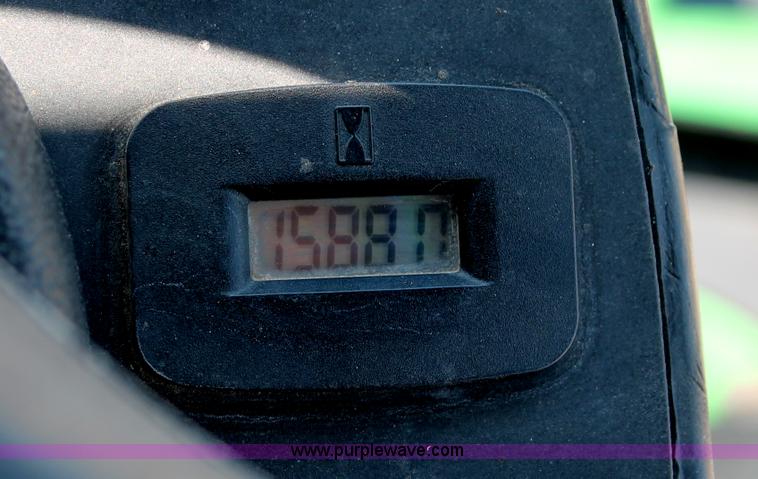 image for item C2596 2008 John Deere 1565 Series II lawn mower